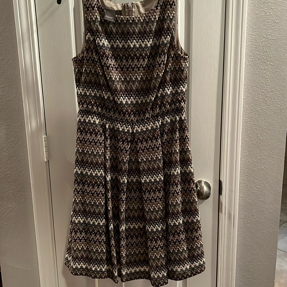 Muse belted dress with pockets size 6